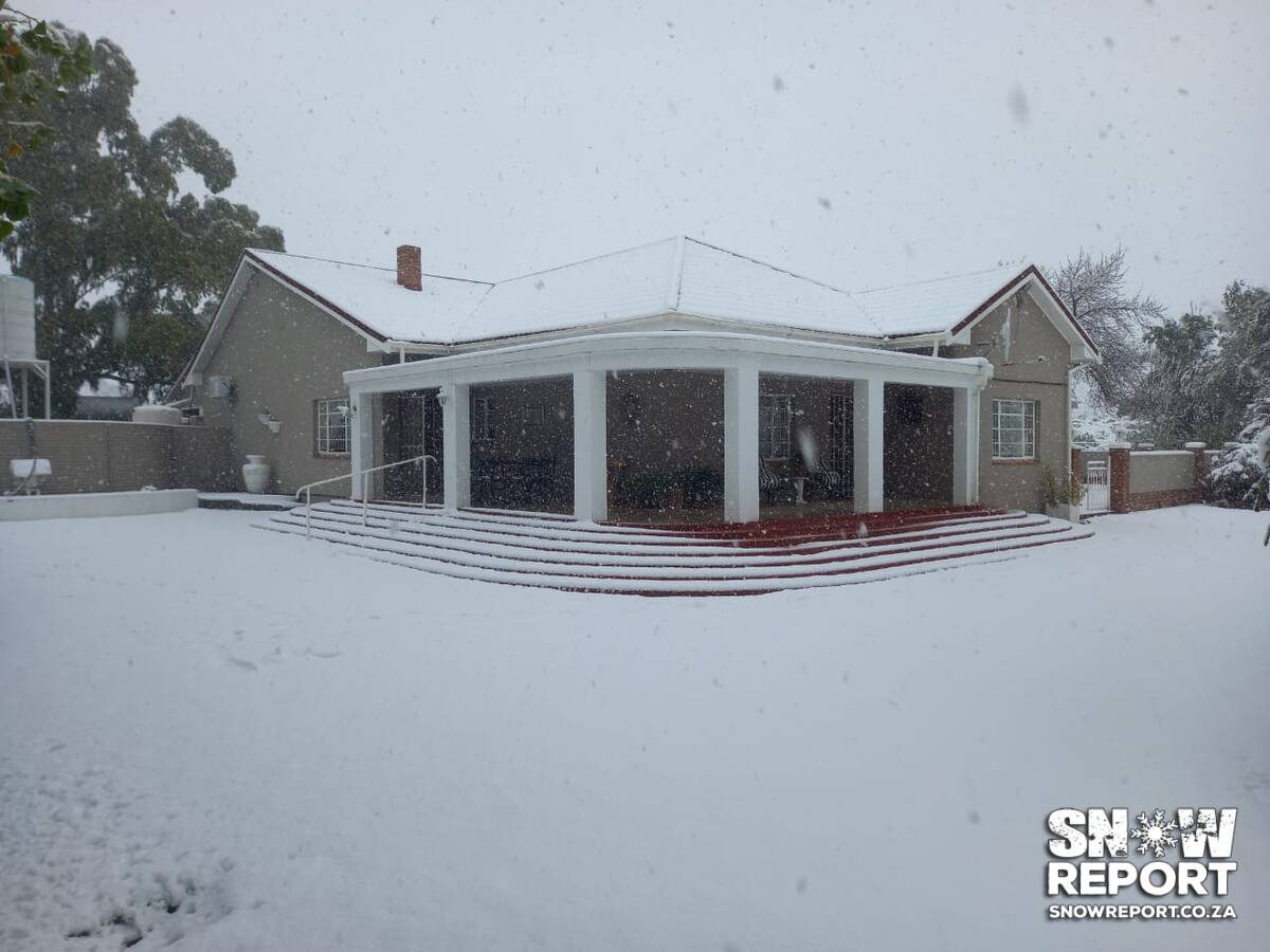 Snow in Loxton