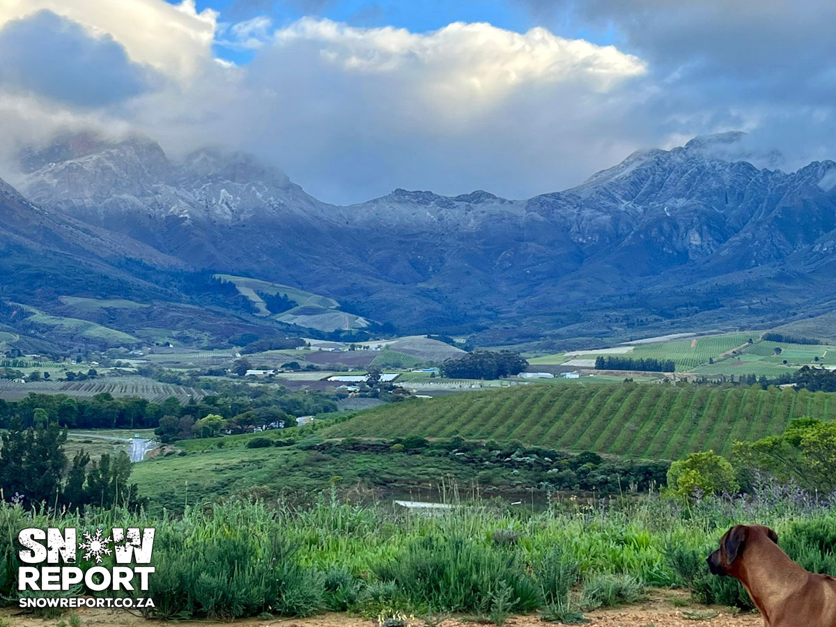 Snow on the peaks around Tulbagh in the Western Cape